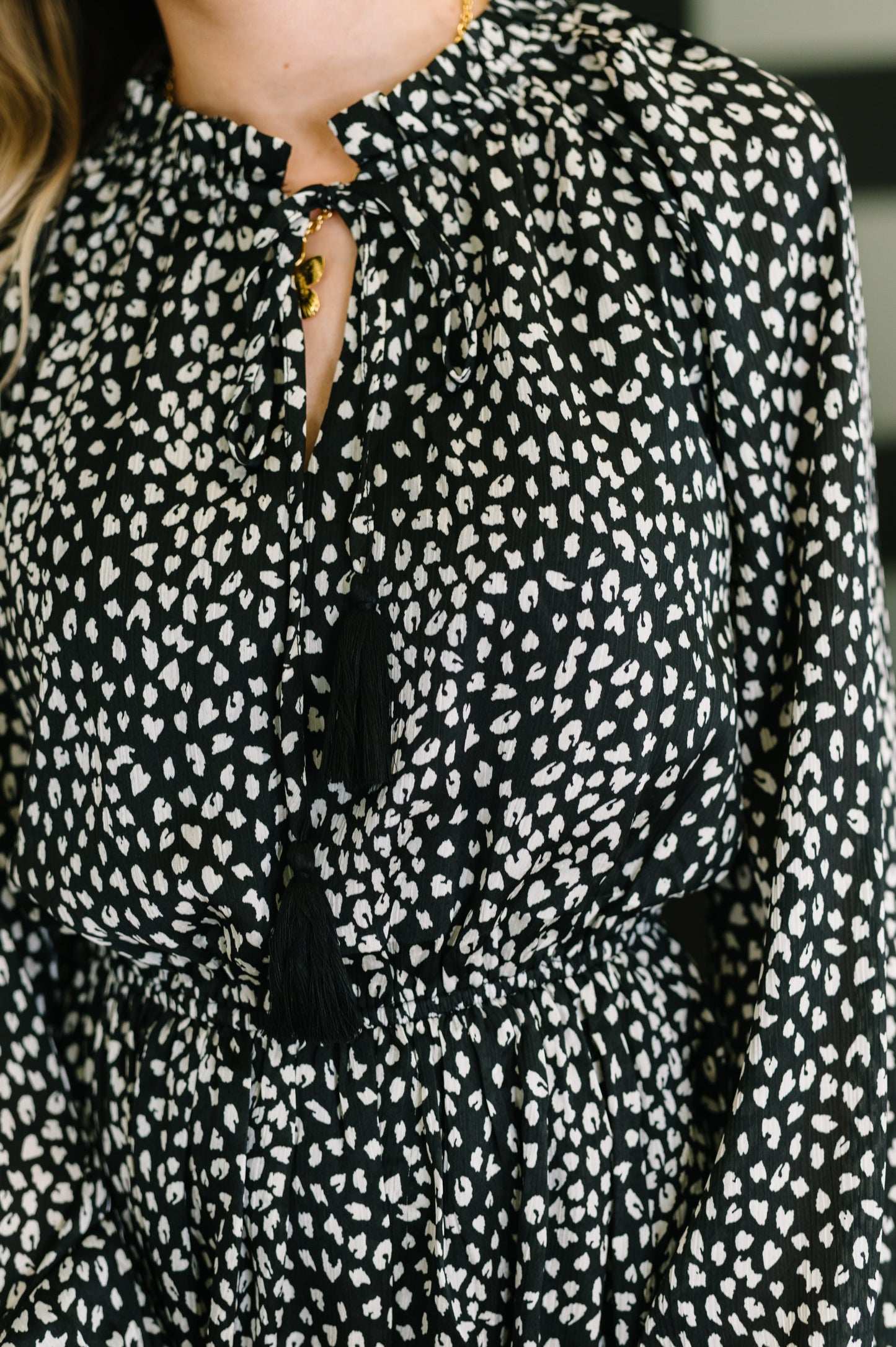 A Cheeky Little Time Tiered Dress in Black - Southern Divas Boutique