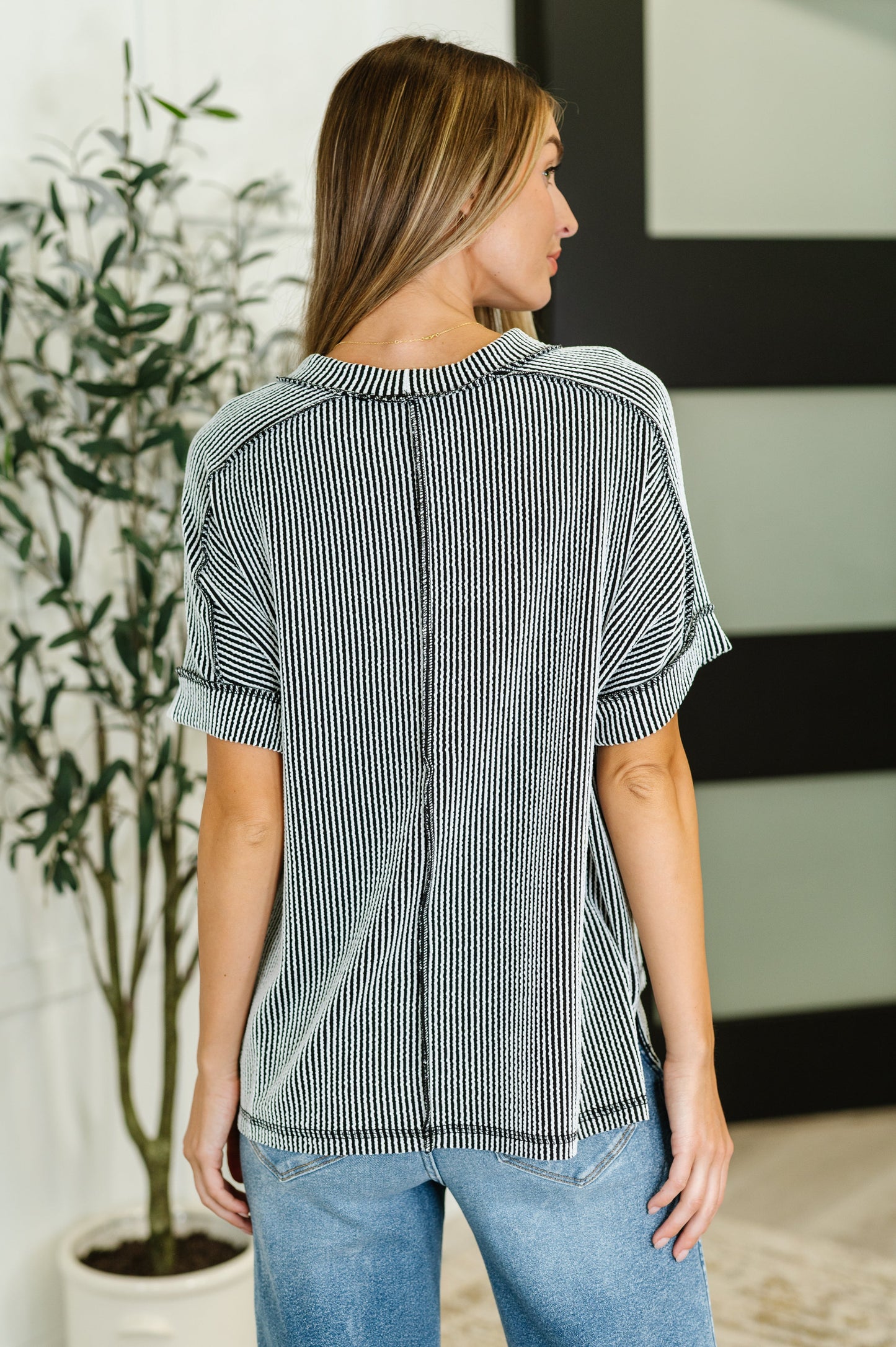 Catch Me Loungin’ Cable Ribbed Knit Top in Black and White - Southern Divas Boutique