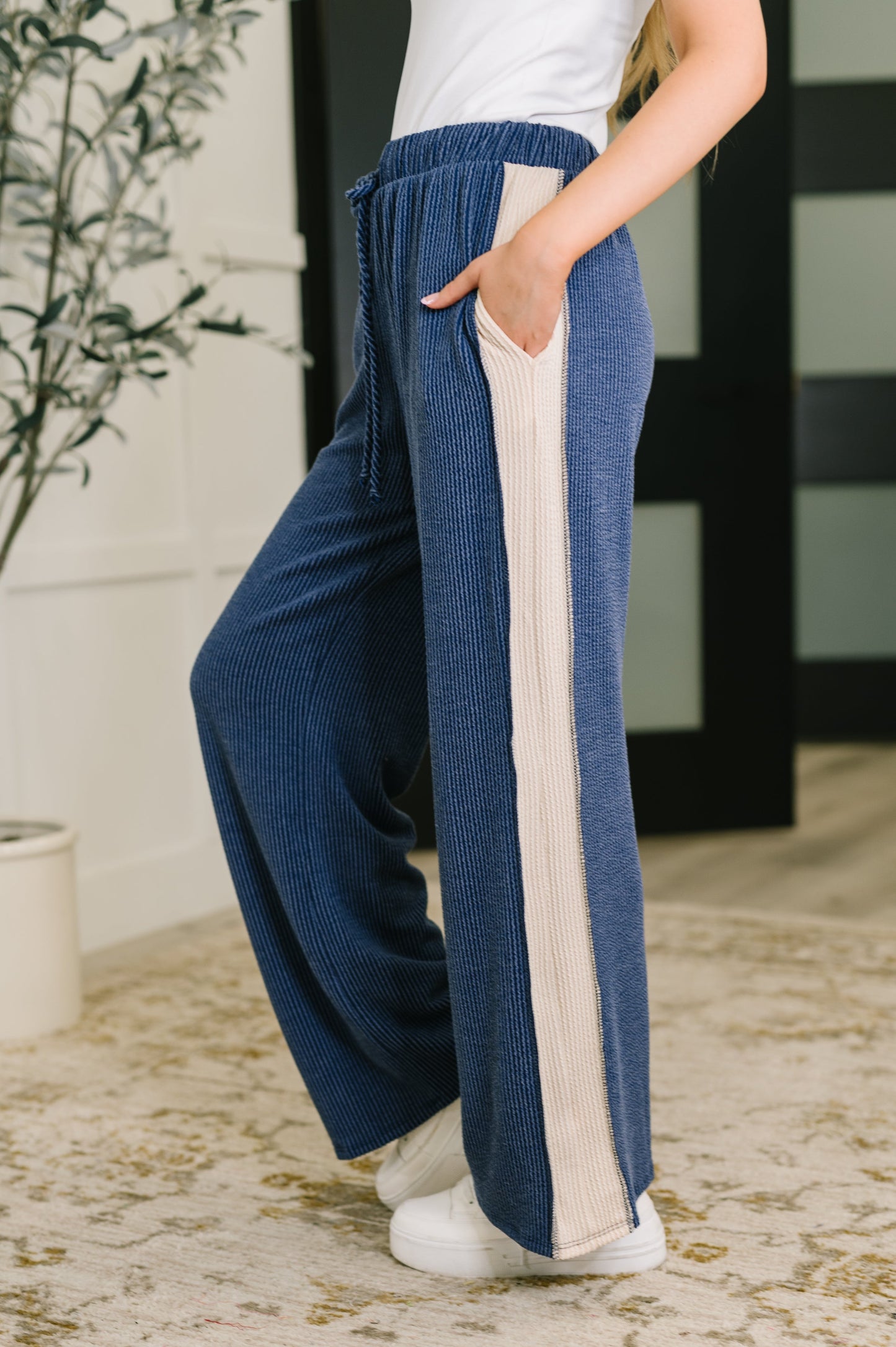Certified Chiller Contrast Stripe Straight Leg Bottoms in Navy - Southern Divas Boutique