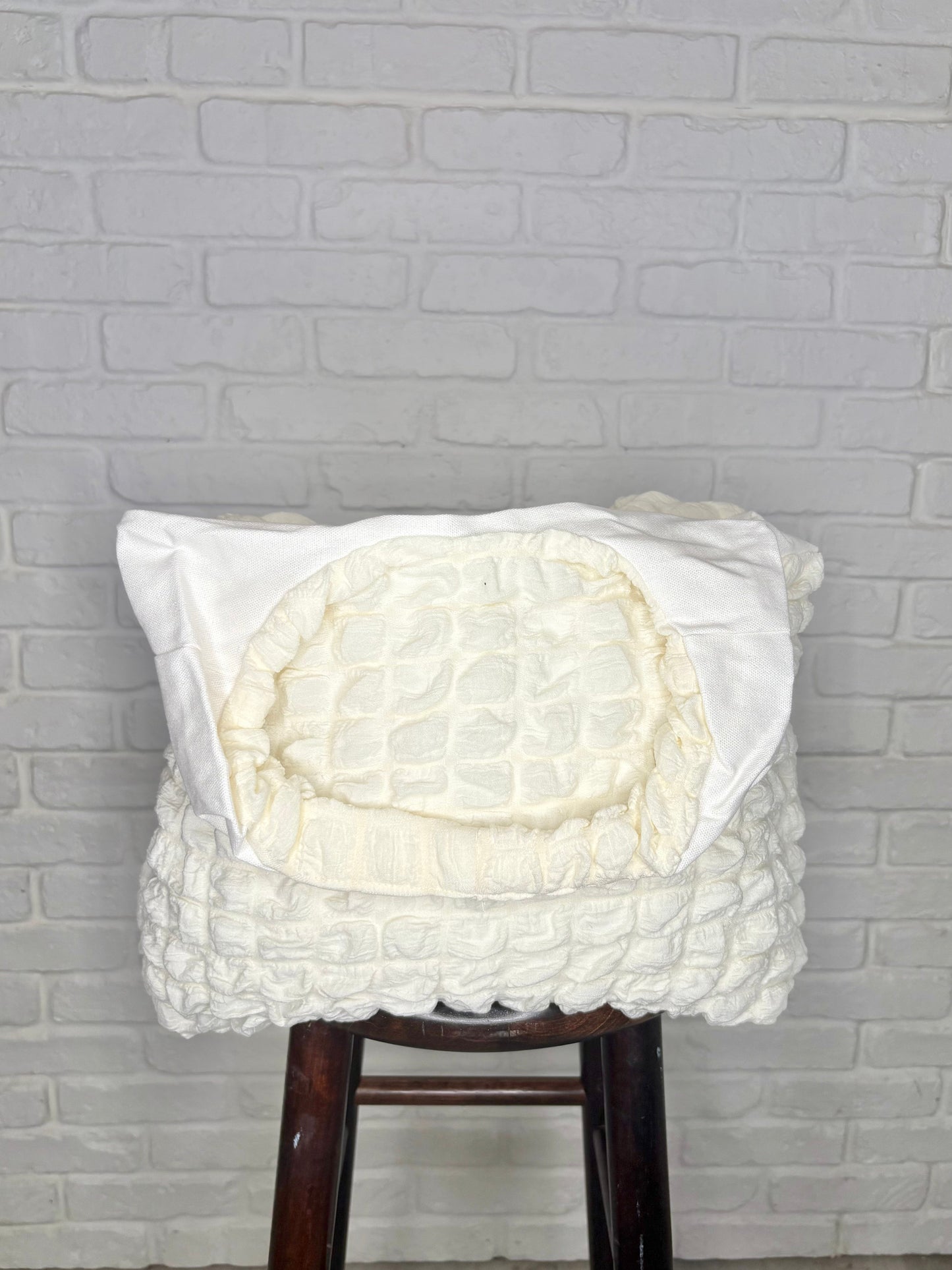 Day Out Cloud Tote Bag In Cream - Southern Divas Boutique
