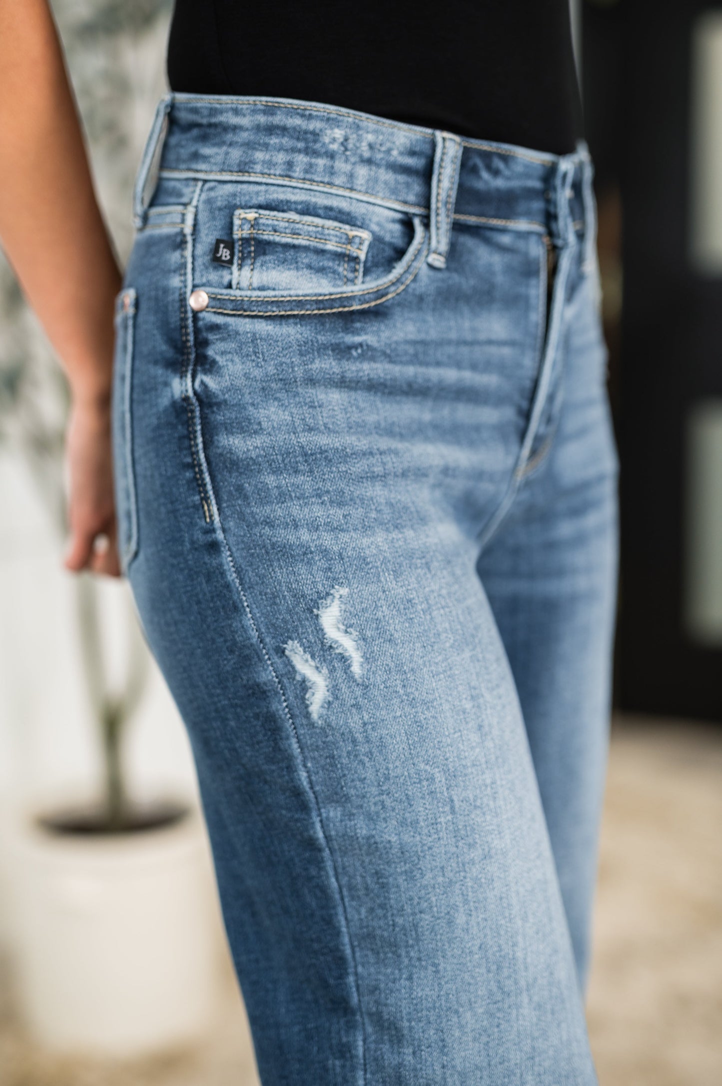 Julia High Rise 90's Straight Leg Jeans - Southern Divas Boutique