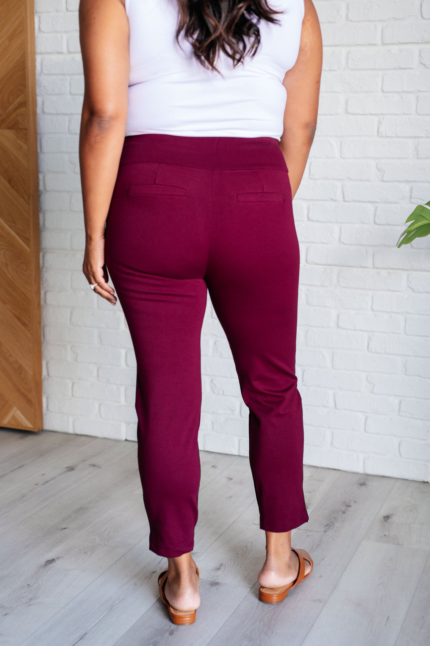 Magic Ankle Crop Skinny Pants in Wine - Southern Divas Boutique