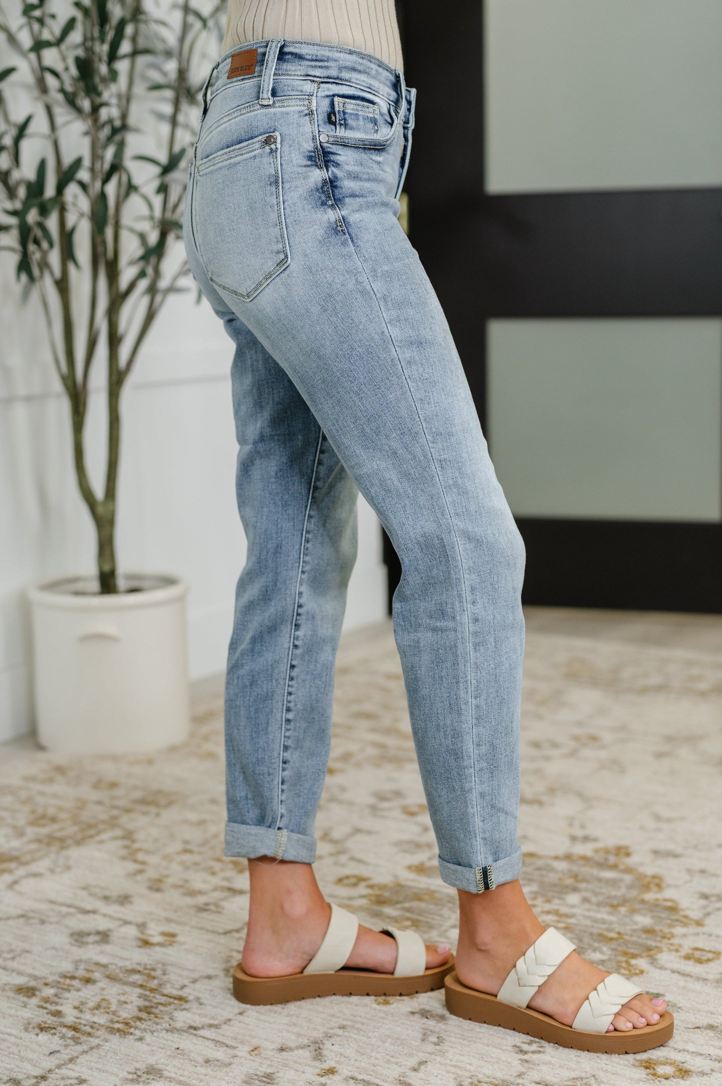 Mallory Mid Rise Bleach Wash Boyfriend Jeans - Southern Divas Boutique