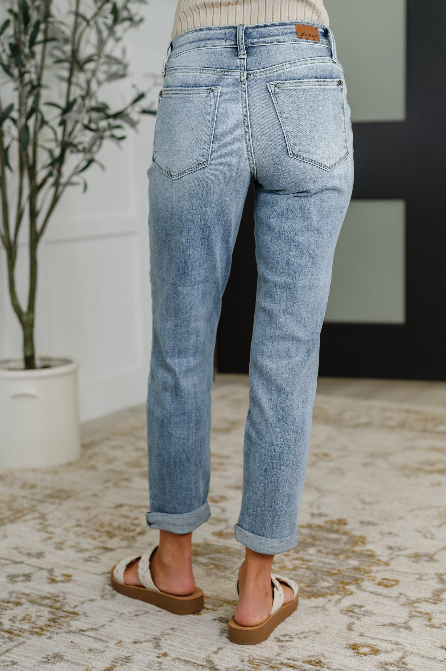 Mallory Mid Rise Bleach Wash Boyfriend Jeans - Southern Divas Boutique