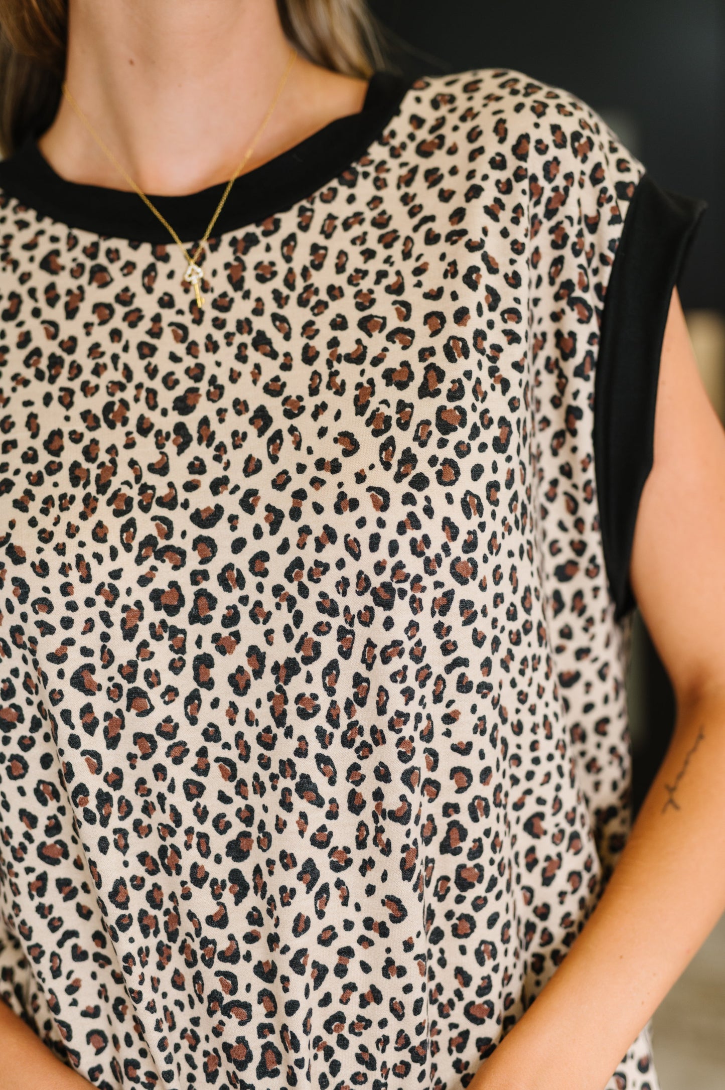Meow's the Time Banded Hem Top in Leopard Print - Southern Divas Boutique