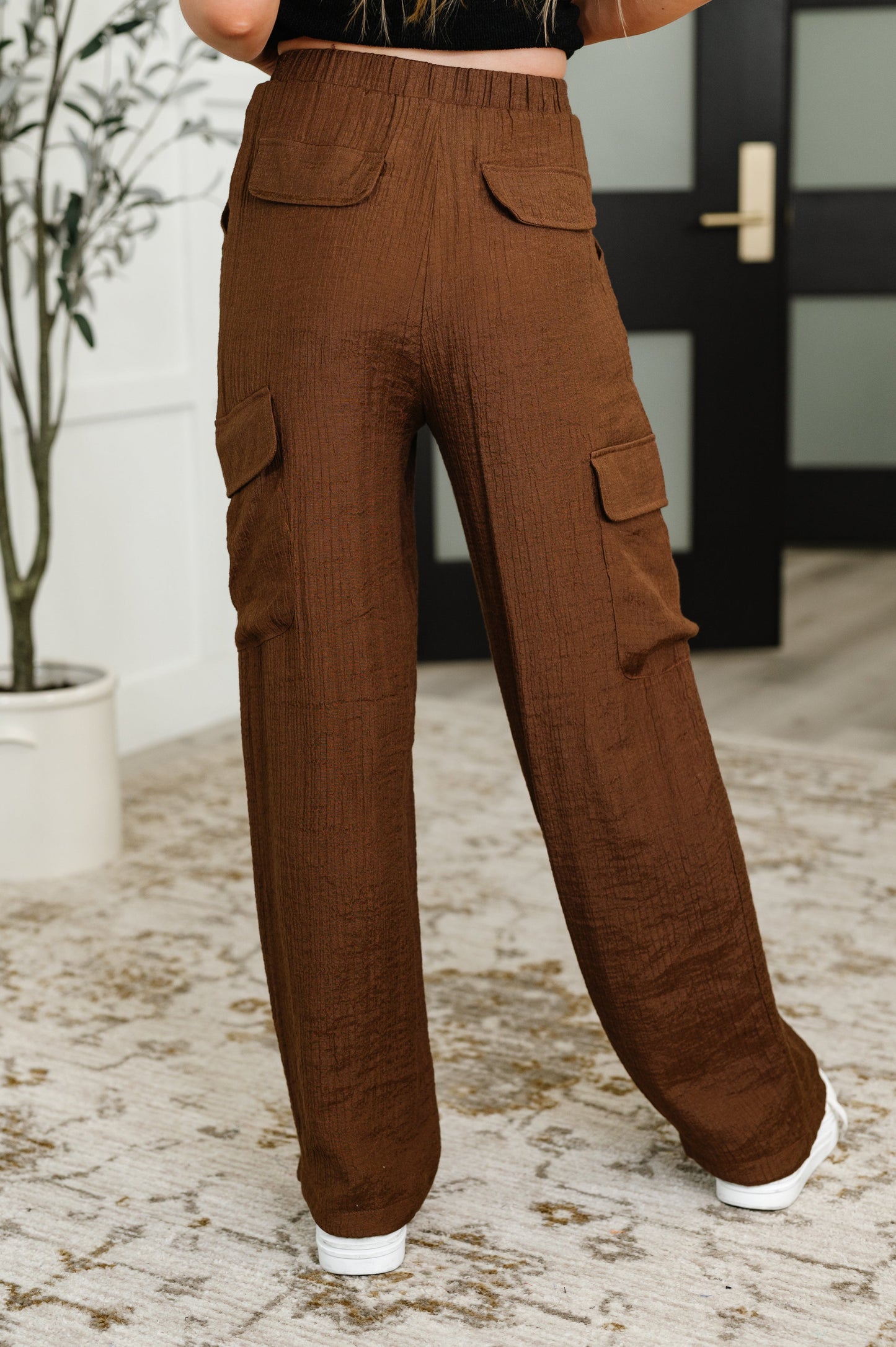 Off Duty Straight Leg Cargo Pants in Brown - Southern Divas Boutique