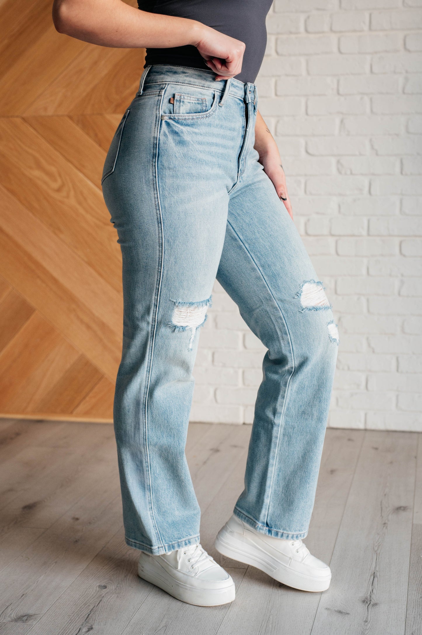 Patricia High Rise Rigid Magic 90's Straight Jeans - Southern Divas Boutique