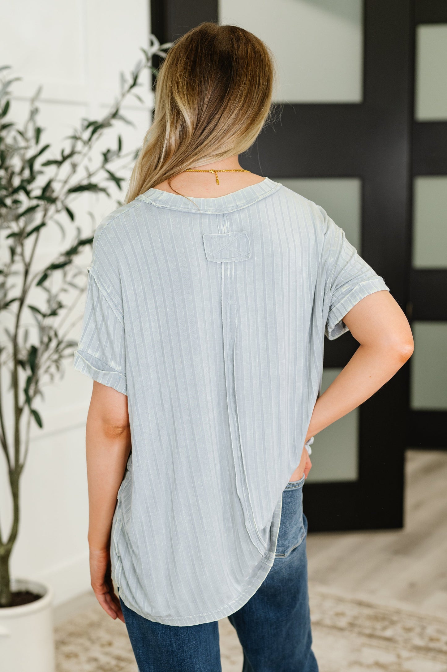 Sunday's Bestie Mineral Wash Top in Light Grey - Southern Divas Boutique