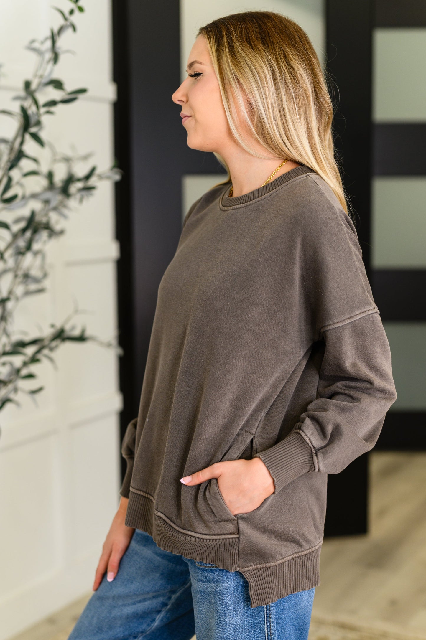 Talk Cozy to Me Stepped Hem Pullover in Brown - Southern Divas Boutique