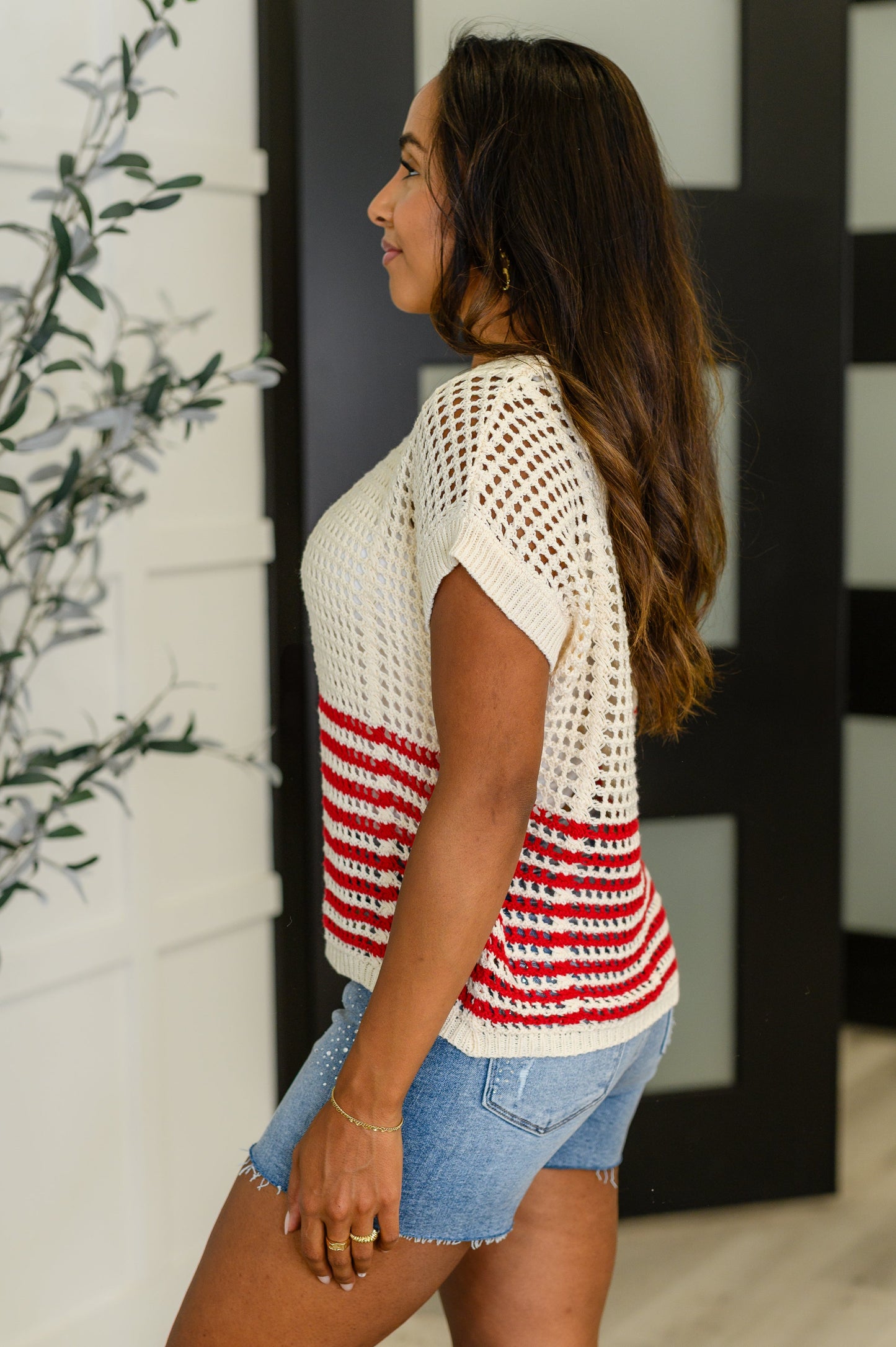 Vibes Don't Lie Net Tee Red Striped - Southern Divas Boutique