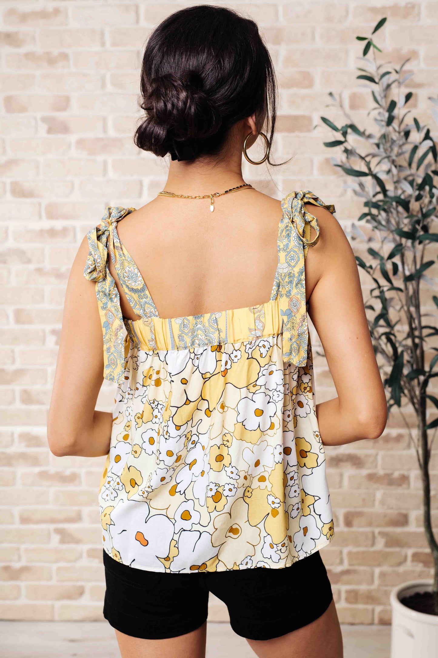 What's Happening Here Floral Tank - Southern Divas Boutique