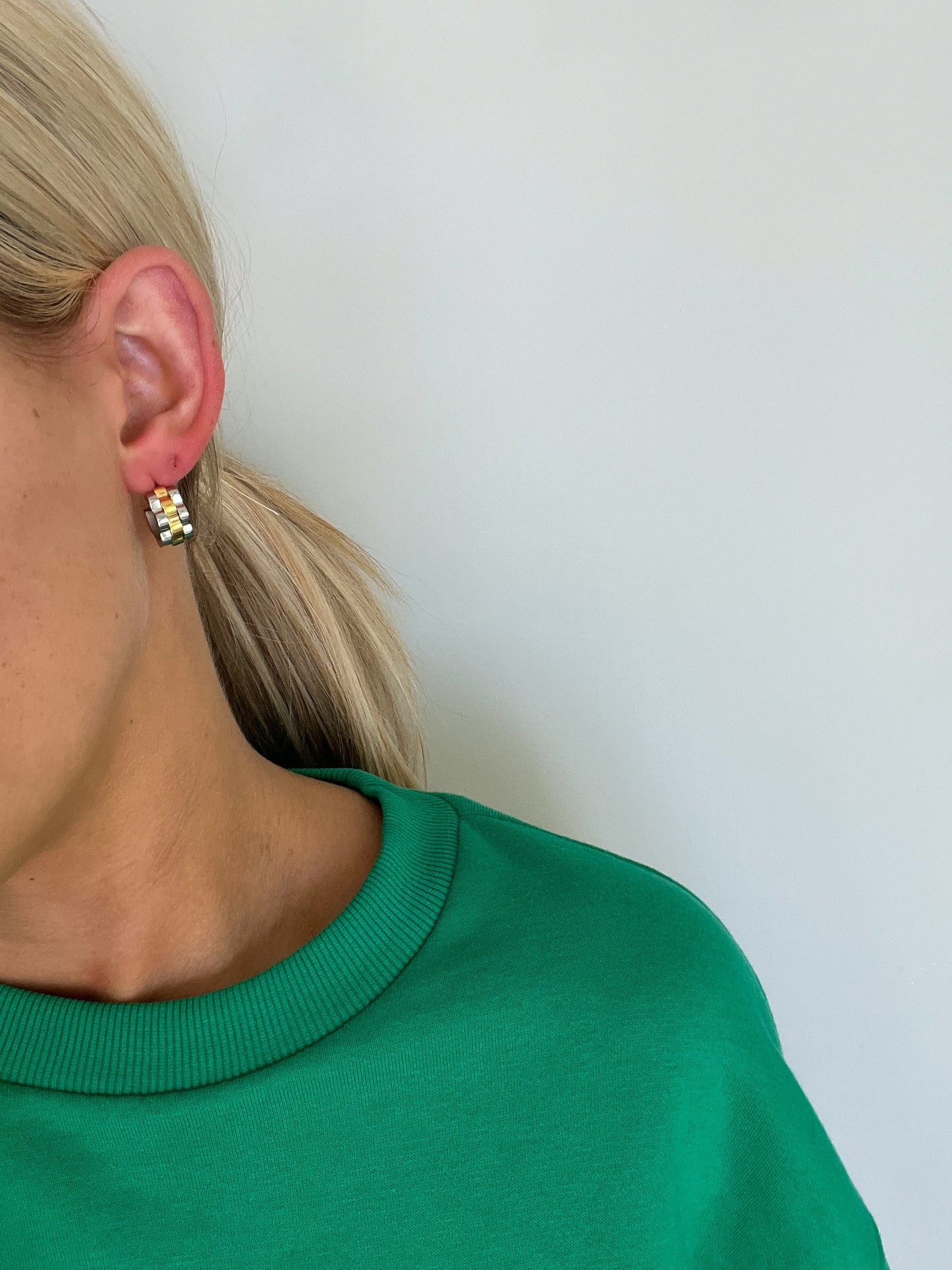 SMALL TWO TONED ROLLY HOOPS - Southern Divas Boutique