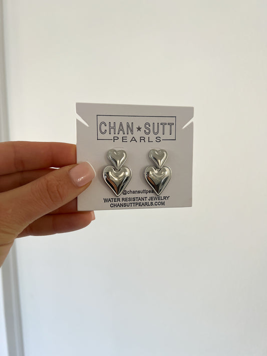 SILVER HEART EARRINGS - Southern Divas Boutique