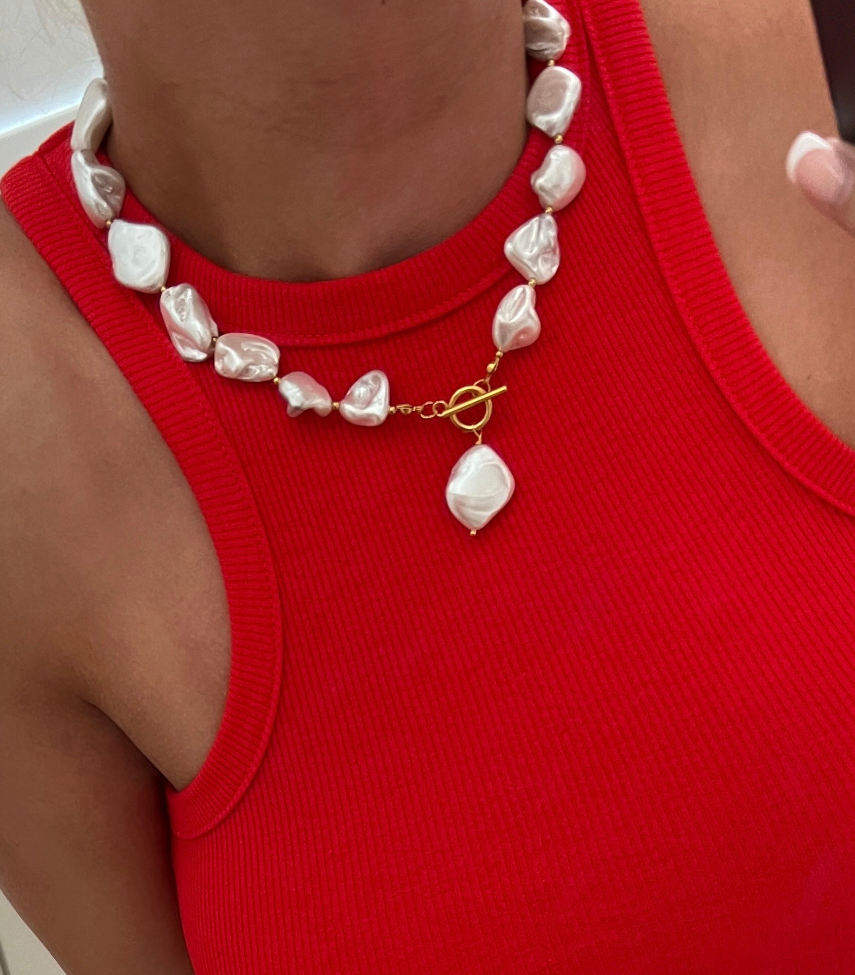 CHUNKY PEARL NECKLACE - Southern Divas Boutique