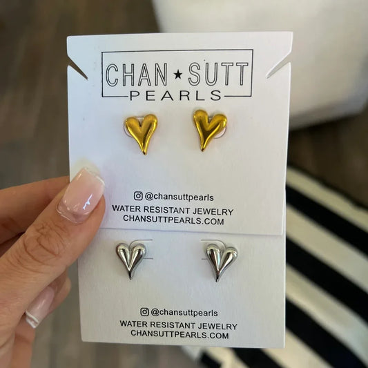 HEART STUDS - Southern Divas Boutique