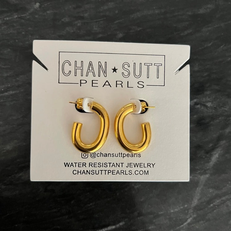 SMALL OVAL HOOPS - Southern Divas Boutique