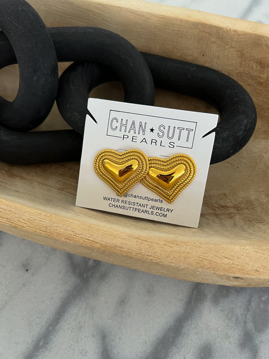 CHUNKY HEART EARRINGS - Southern Divas Boutique