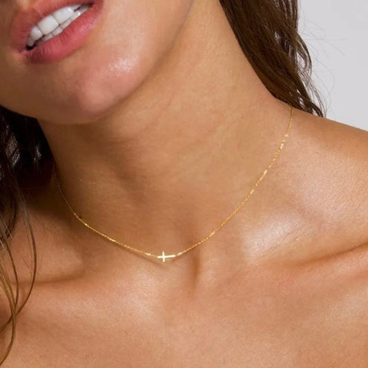 DAINTY CROSS NECKLACE - Southern Divas Boutique