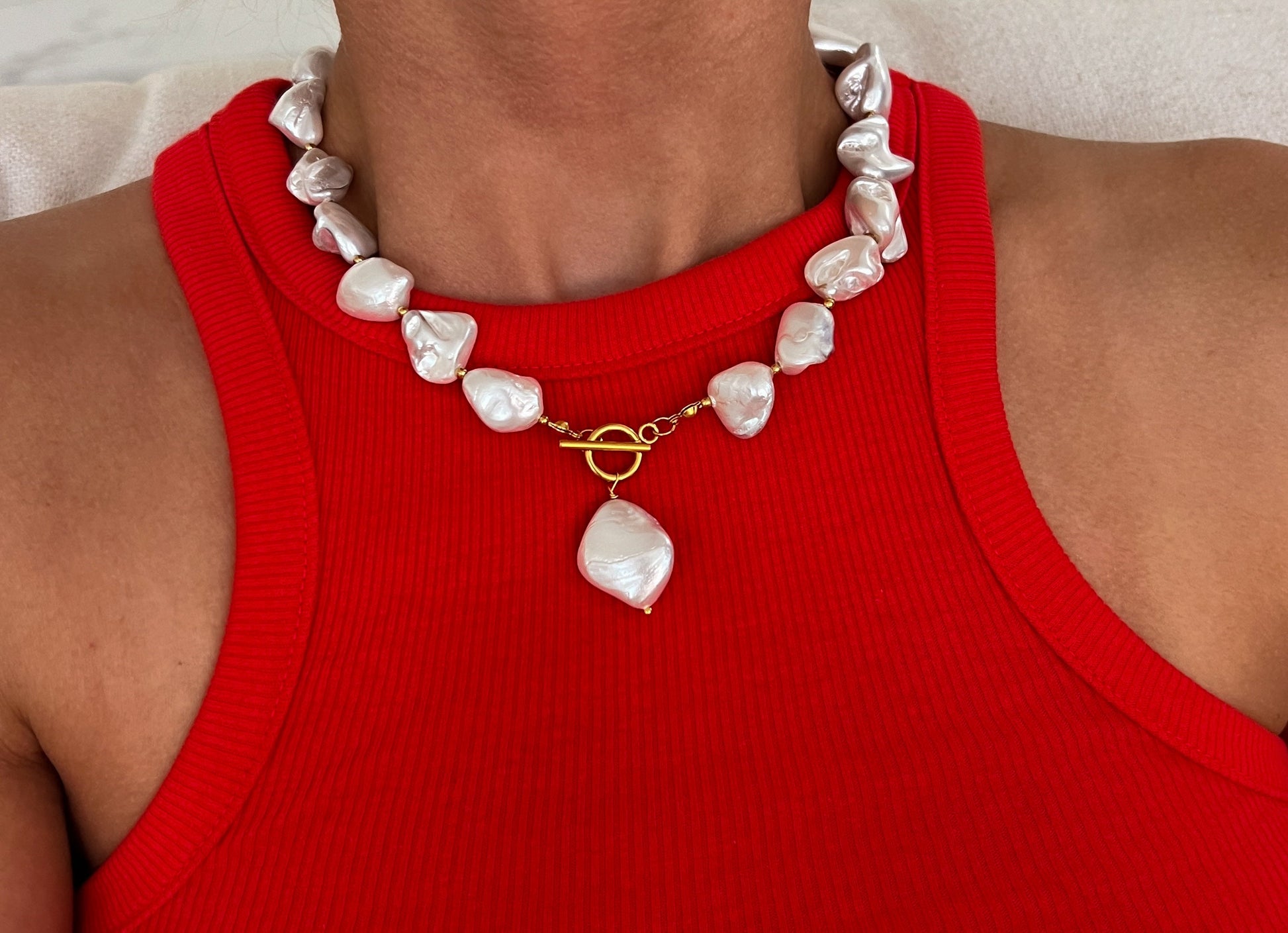 CHUNKY PEARL NECKLACE - Southern Divas Boutique