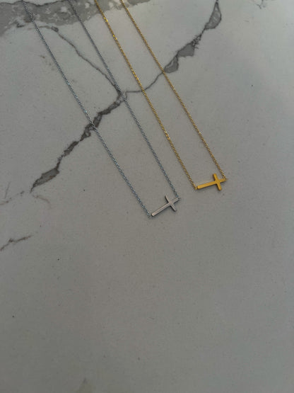MEDIUM CROSS NECKLACE - Southern Divas Boutique