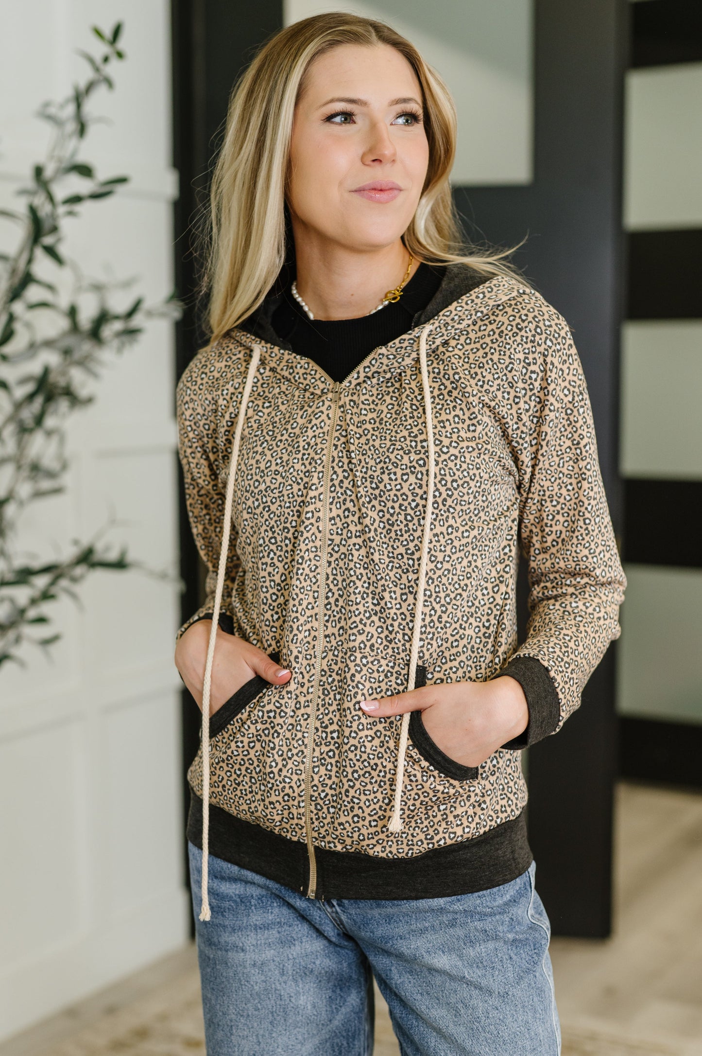 Call of the Wild Contrast Trim Zip Up - Southern Divas Boutique