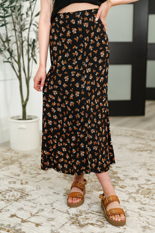Crisp Kiss Midi Skirt in Rust, White and Black - Southern Divas Boutique
