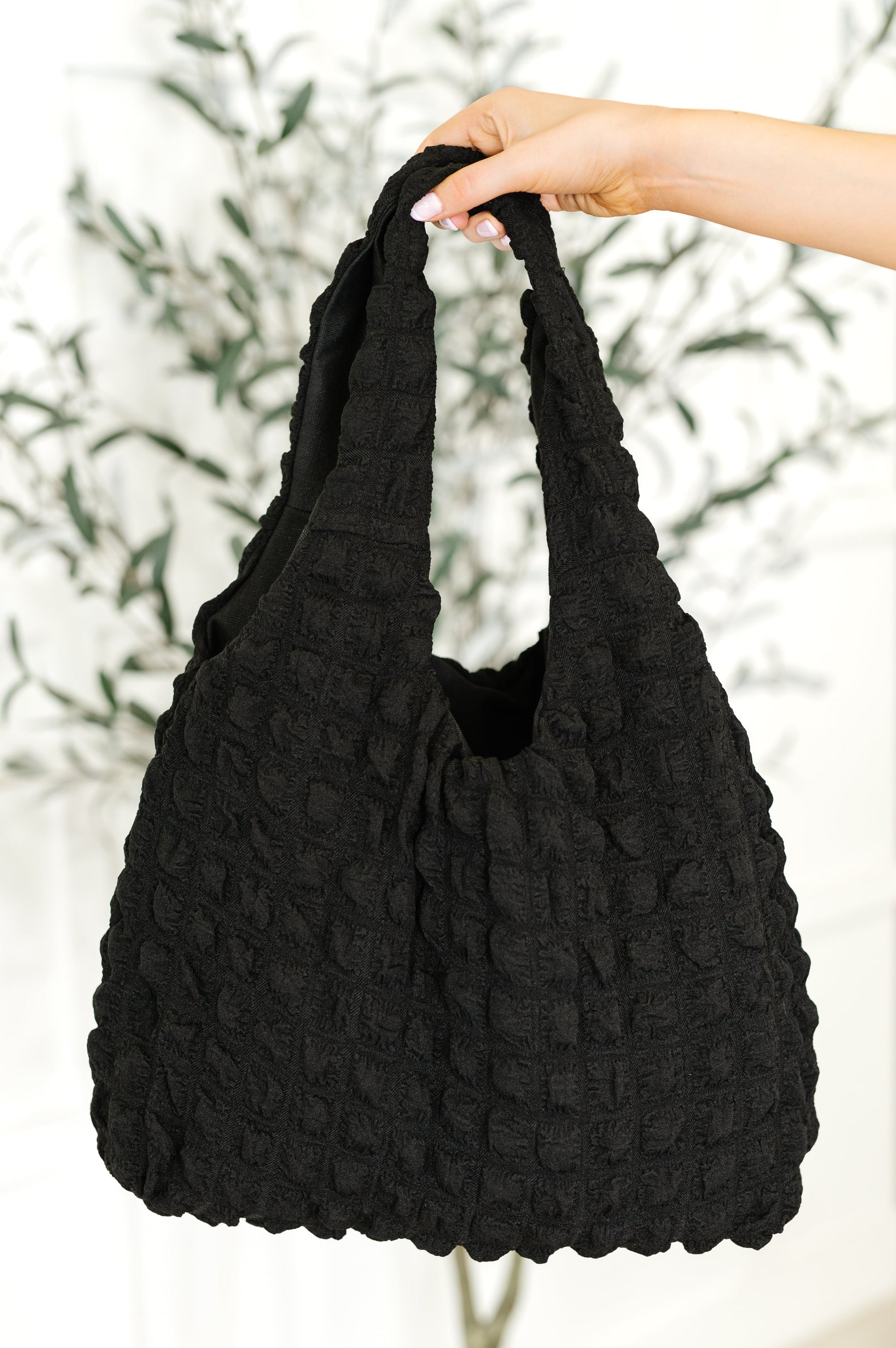 Day Out Cloud Tote Bag In Black - Southern Divas Boutique