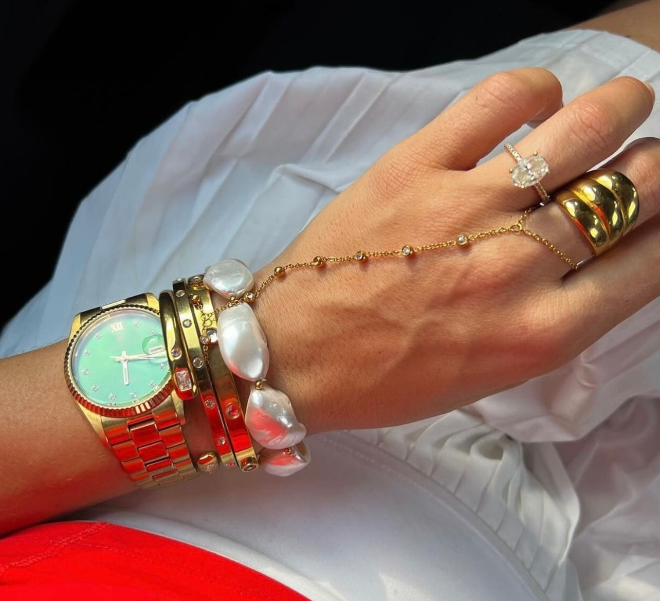 DIAMOND HAND CHAIN - Southern Divas Boutique