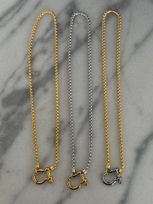 LOCKET NECKLACE - Southern Divas Boutique