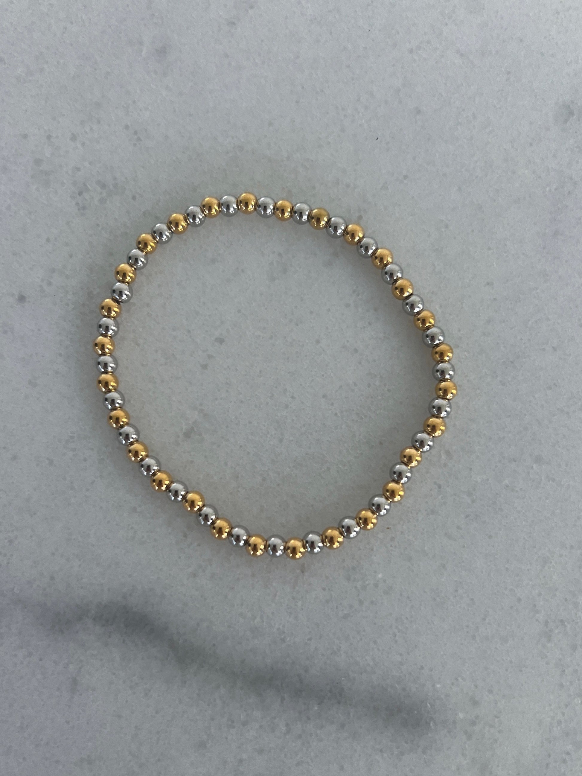 TWO TONED BEADED BRACELET - Southern Divas Boutique