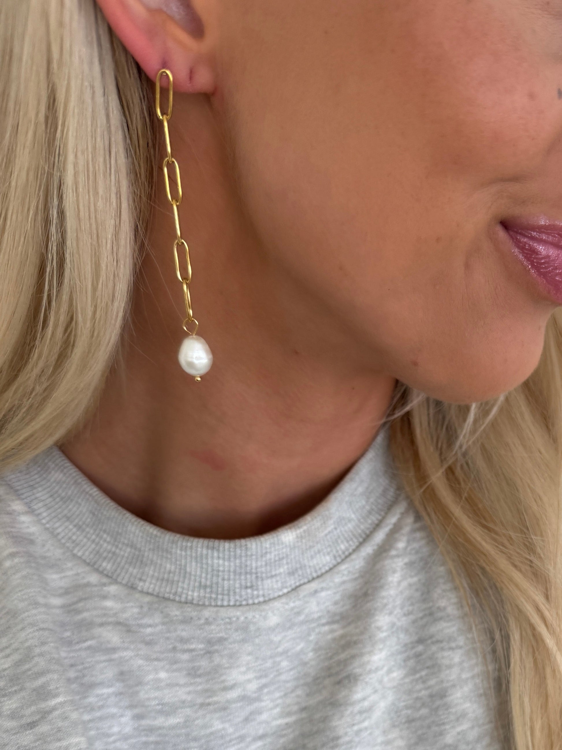 HADLEY EARRINGS - Southern Divas Boutique