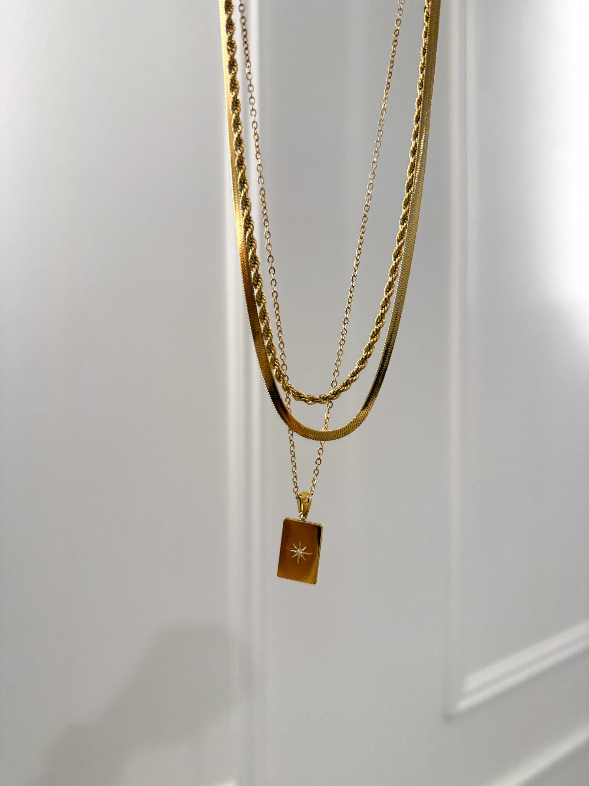 SCARLETT NECKLACE - Southern Divas Boutique