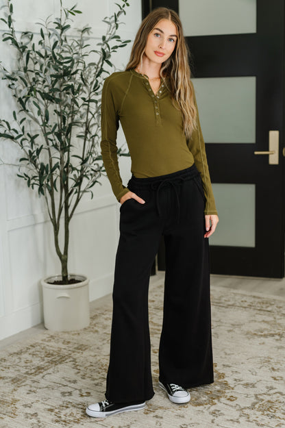 Lounge Line Wide Leg Sweats in Black - Southern Divas Boutique