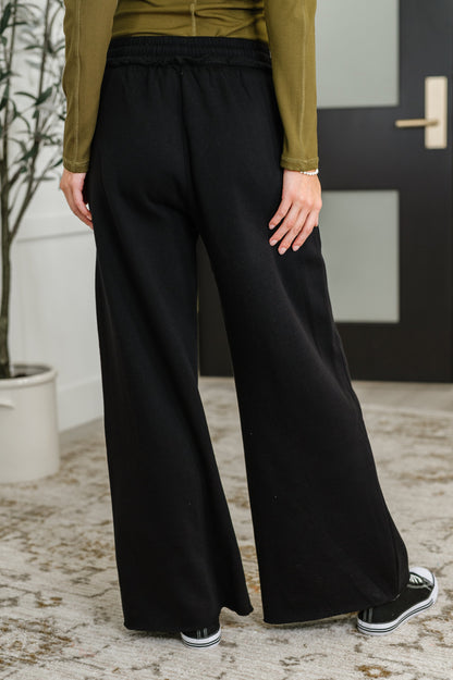 Lounge Line Wide Leg Sweats in Black - Southern Divas Boutique