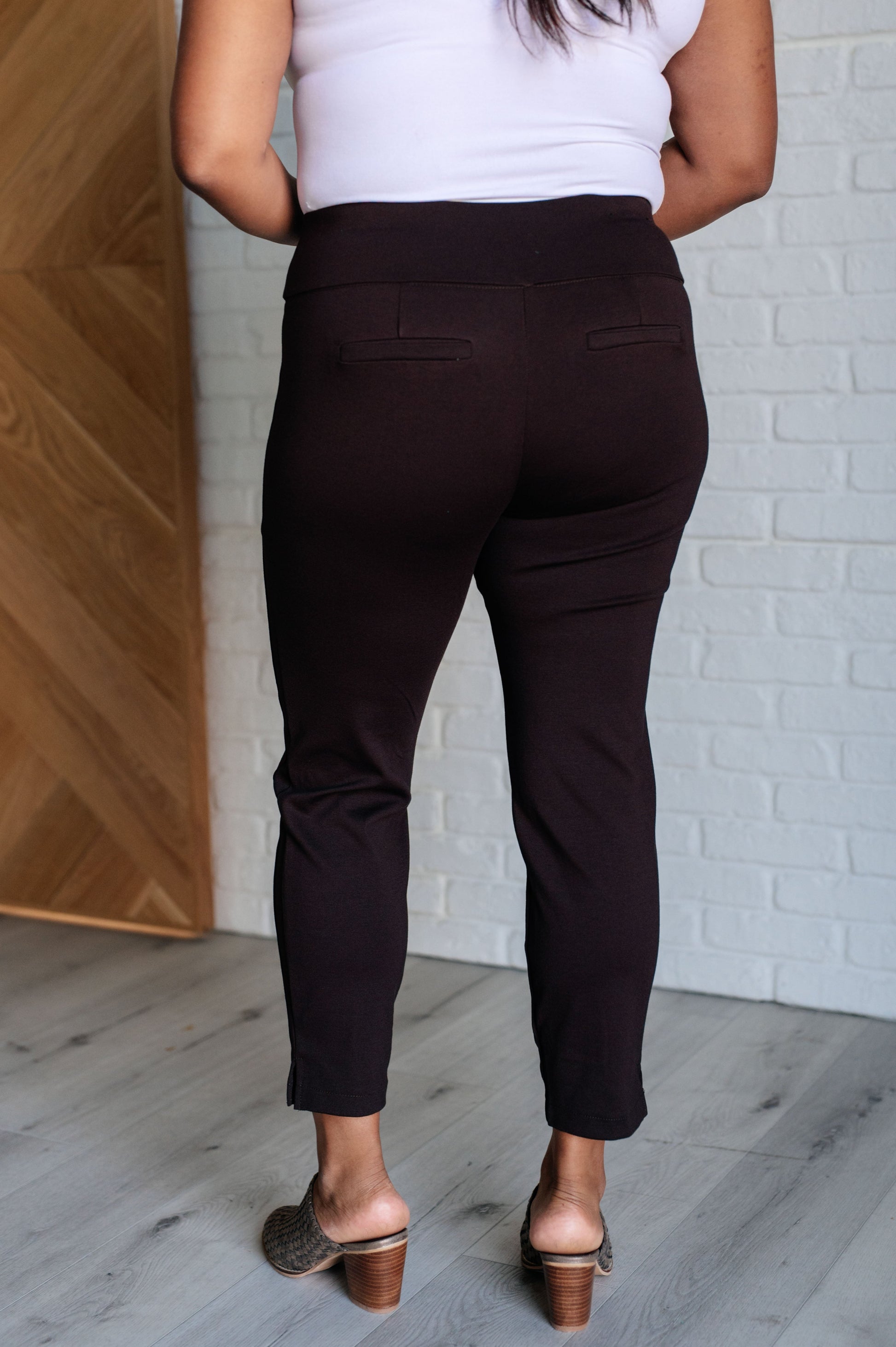 Magic Ankle Crop Skinny Pants in Chocolate - Southern Divas Boutique