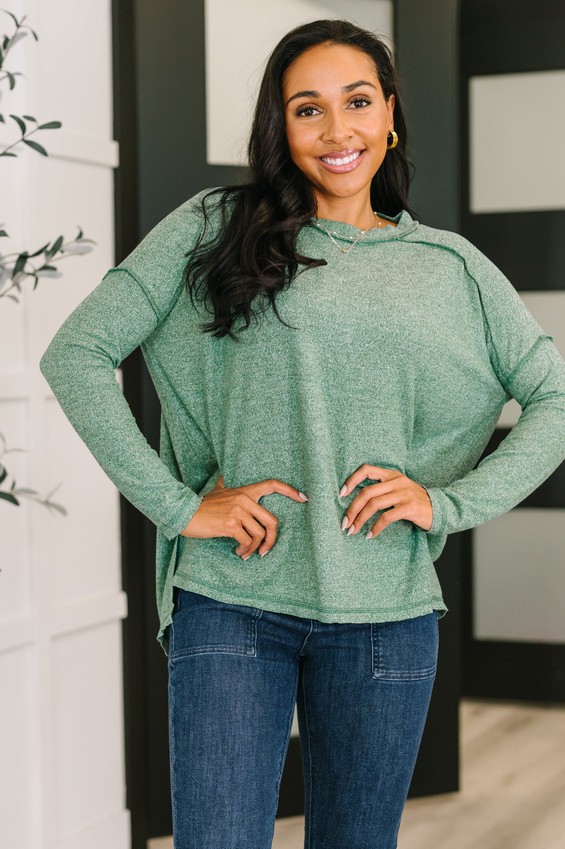 Mellow Mood Heathered Pullover in Dark Green - Southern Divas Boutique