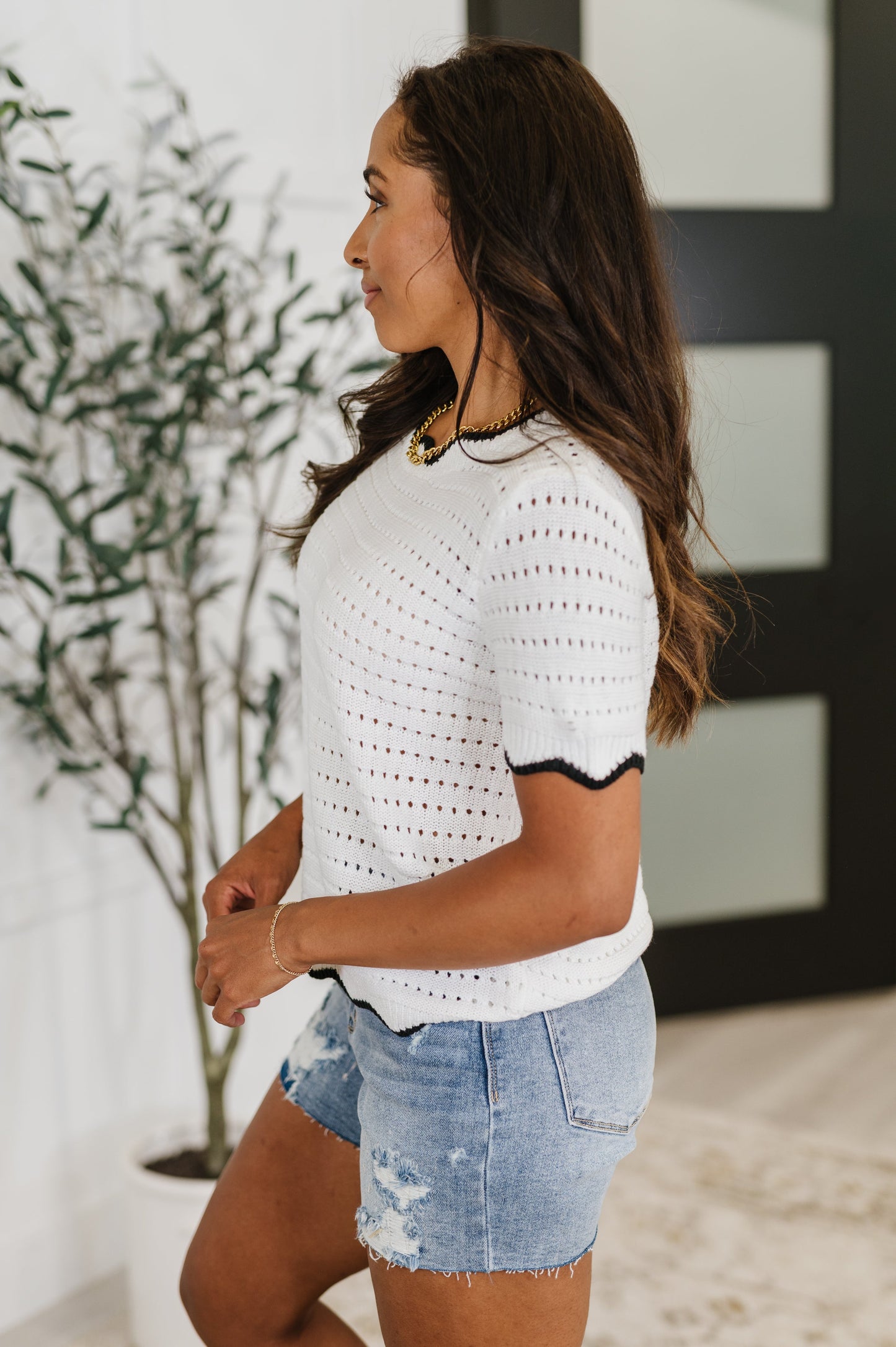 Pinkies Up Knit Top in White - Southern Divas Boutique