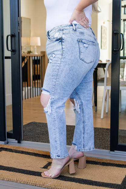 Rizzo High Rise Crop Straight Jeans - Southern Divas Boutique