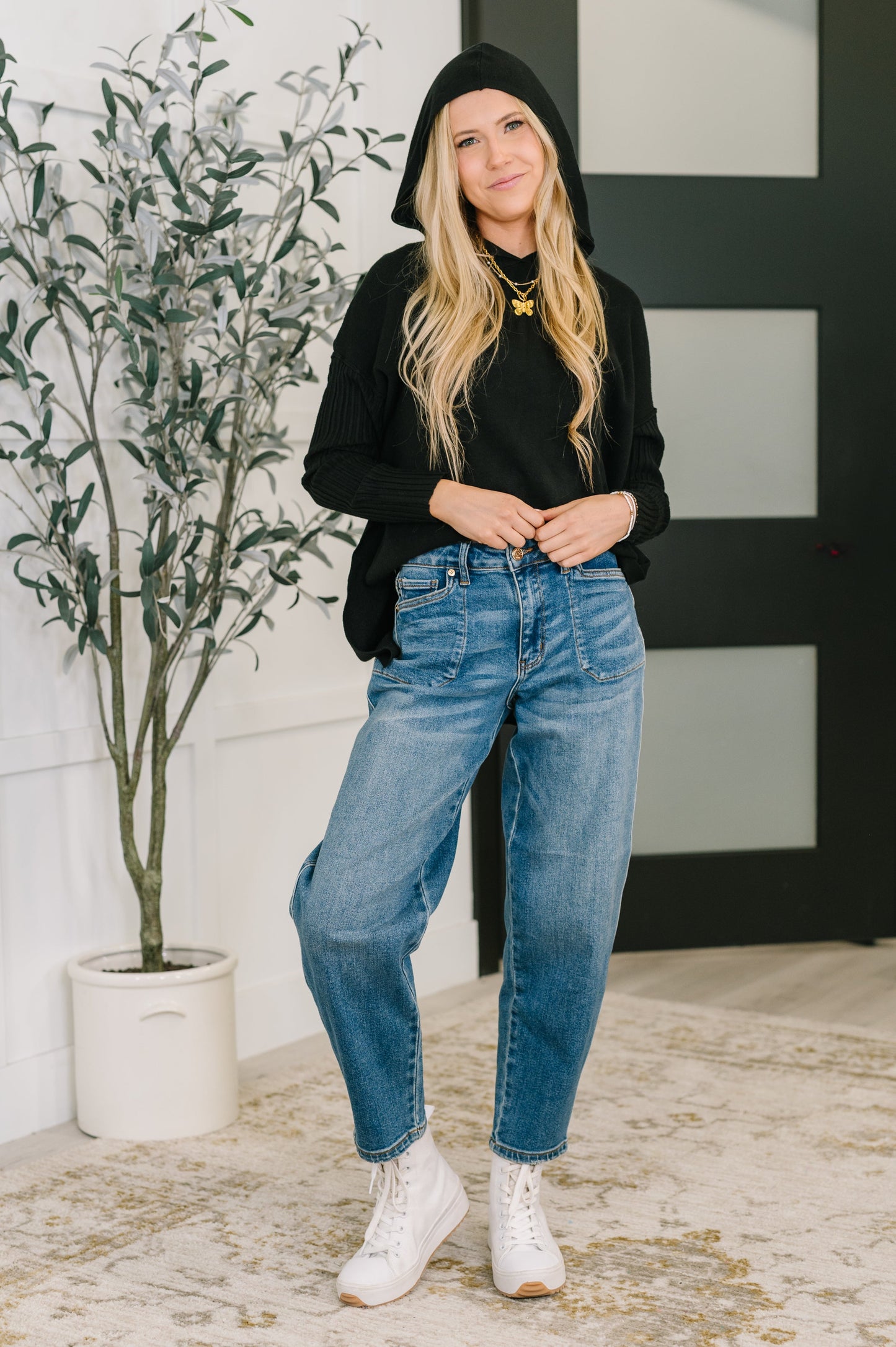 Running Late Hooded Long Sleeve in Black - Southern Divas Boutique