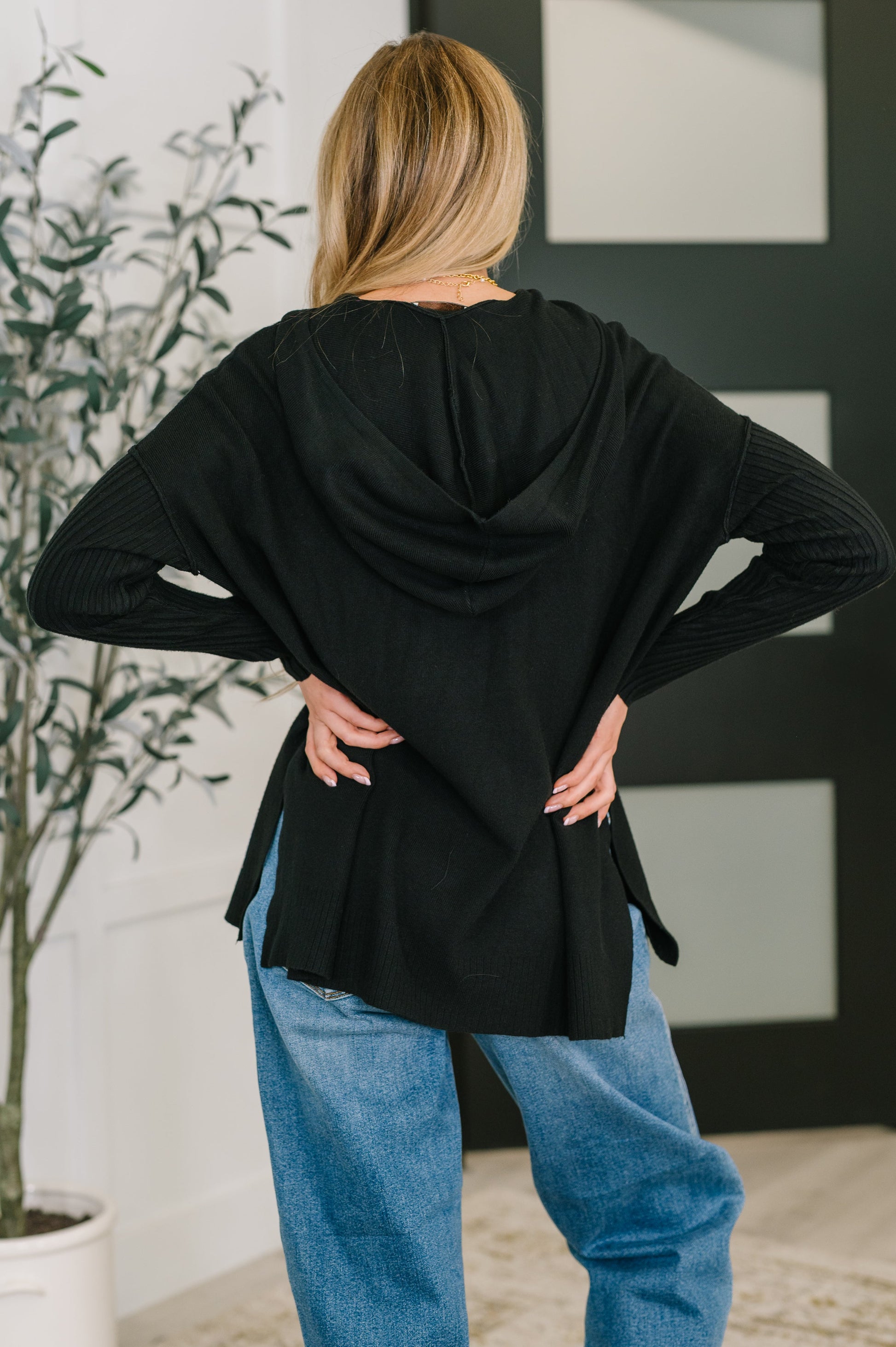 Running Late Hooded Long Sleeve in Black - Southern Divas Boutique
