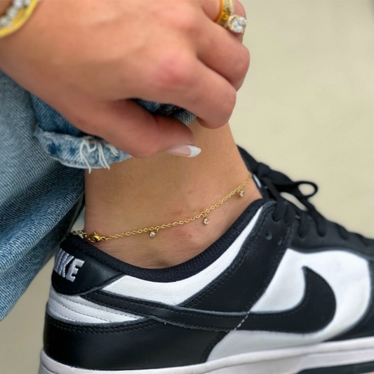 DAINTY BLING ANKLET - Southern Divas Boutique