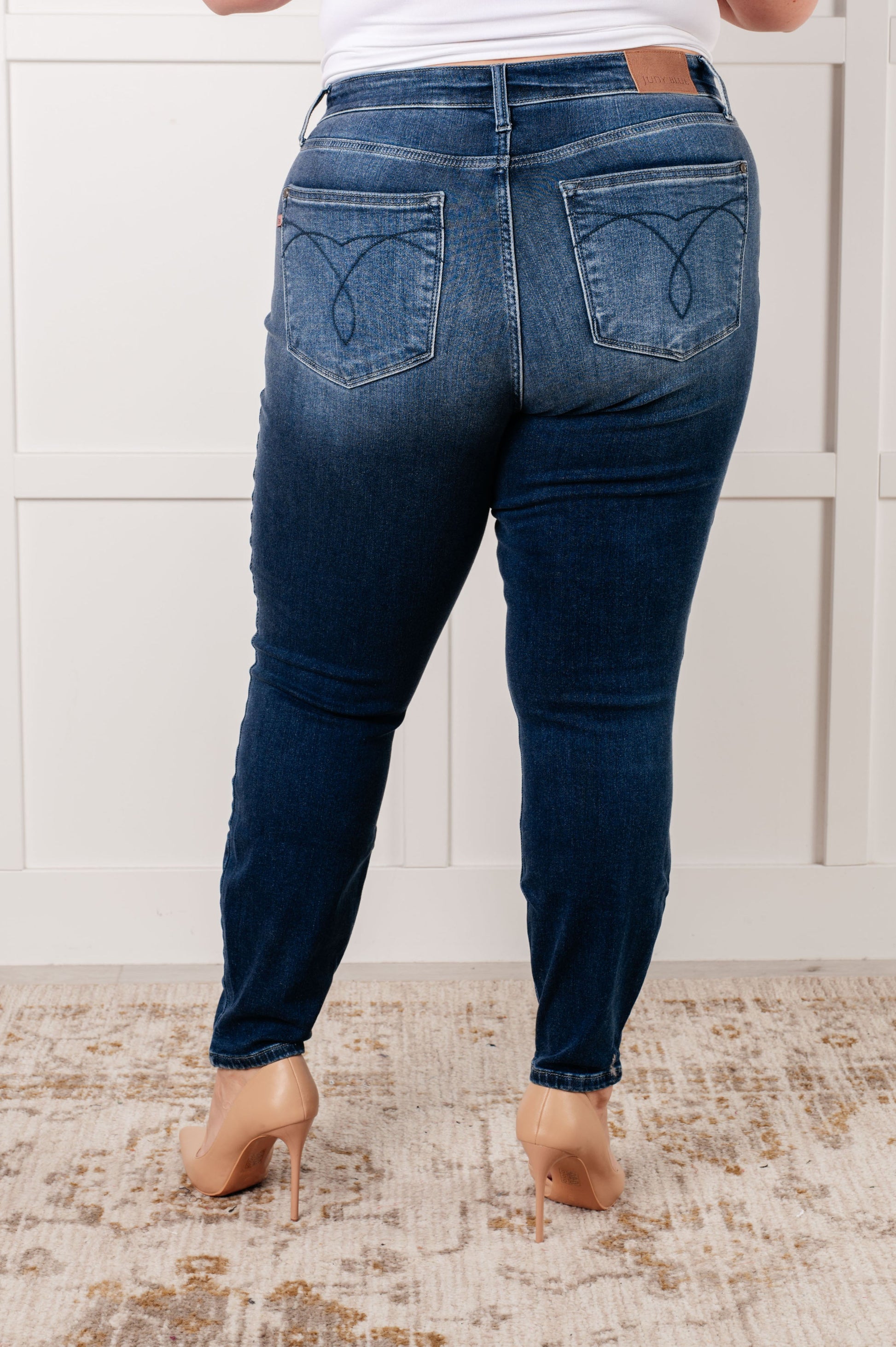 Skylar Mid Rise Thermal Vintage Skinny Jean - Southern Divas Boutique