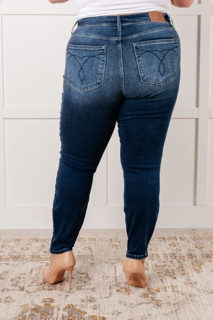 Skylar Mid Rise Thermal Vintage Skinny Jean - Southern Divas Boutique