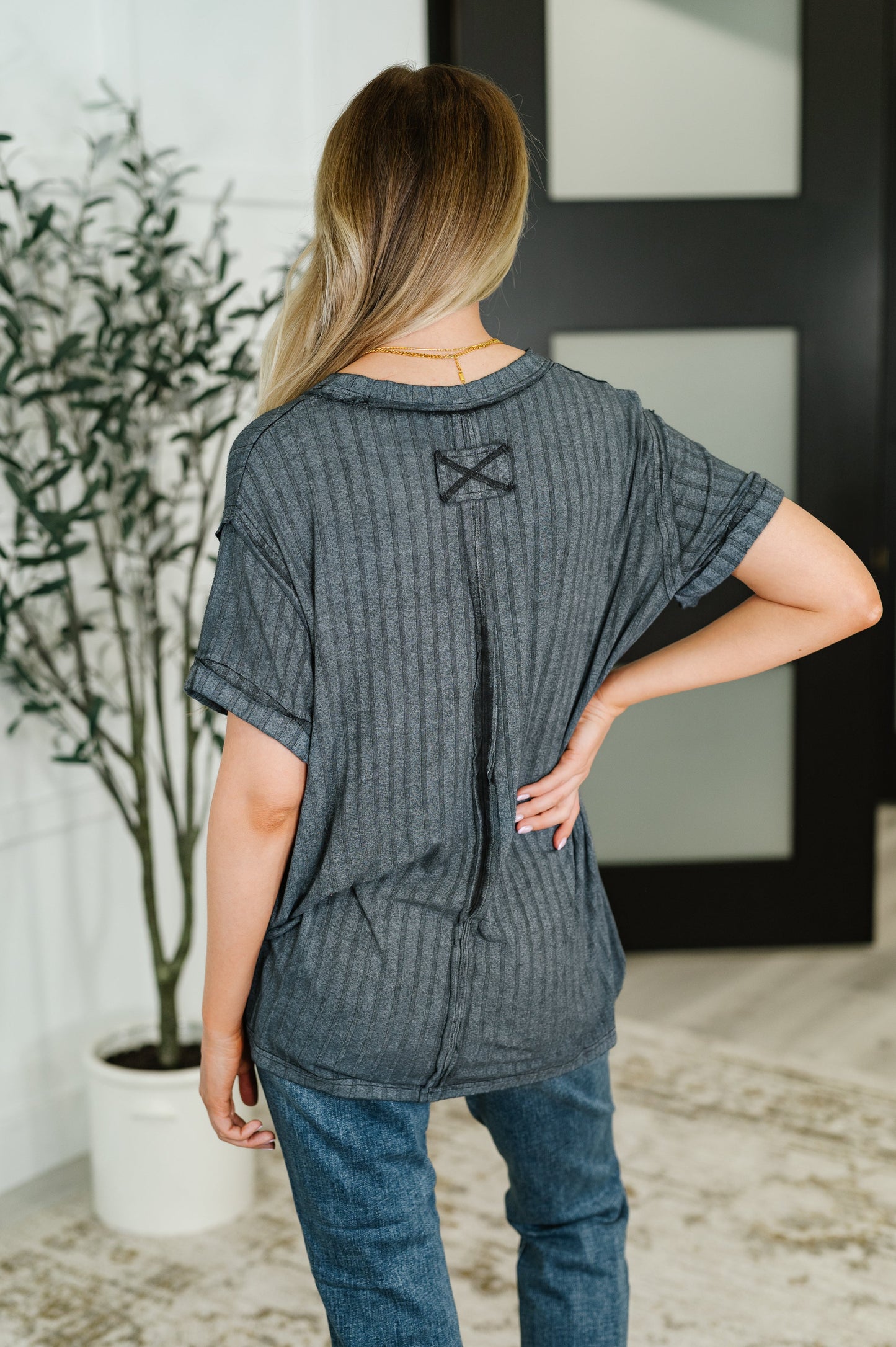 Sunday's Bestie Mineral Wash Top in Ash Black - Southern Divas Boutique