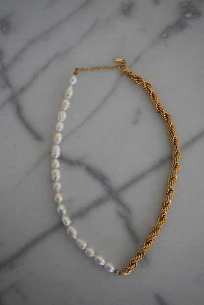 WILLOW NECKLACE - Southern Divas Boutique