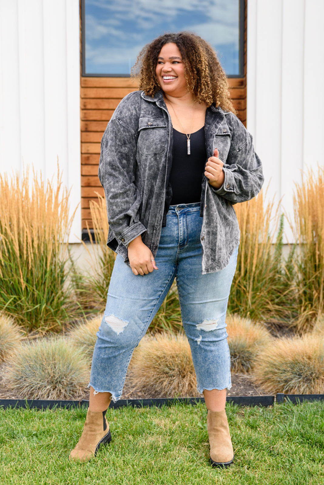 The Basics Bodysuit In Black - Southern Divas Boutique