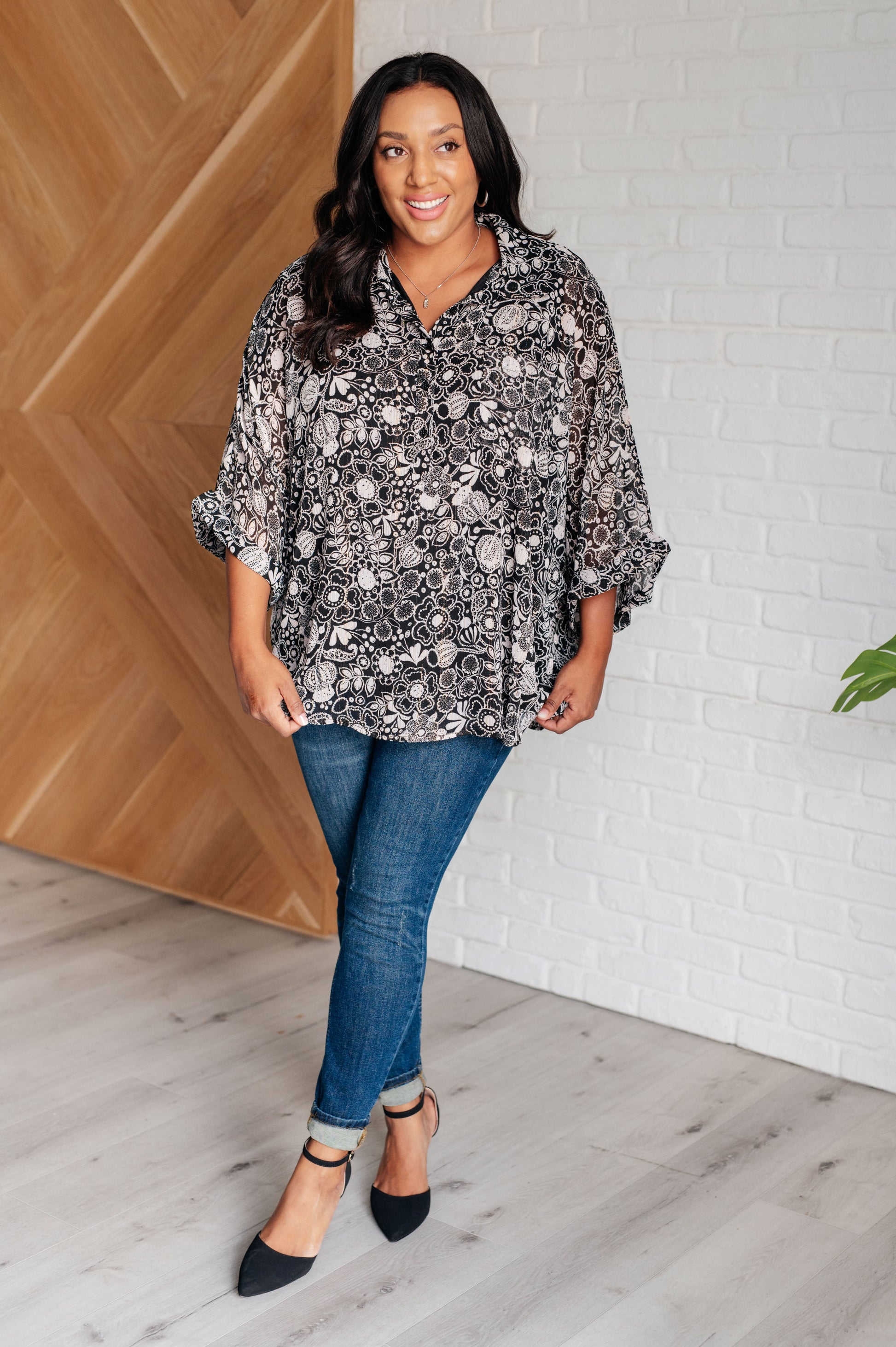 Work All Day Floral Top - Southern Divas Boutique