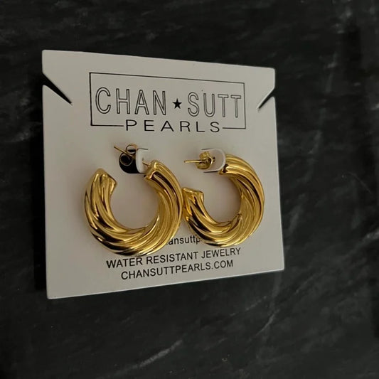 CHUNKY TWIST HOOPS - Southern Divas Boutique
