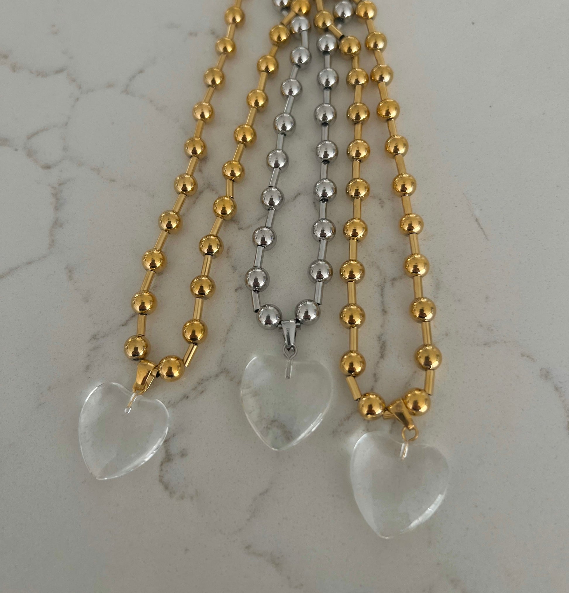 CLEAR HEART NECKLACE - Southern Divas Boutique