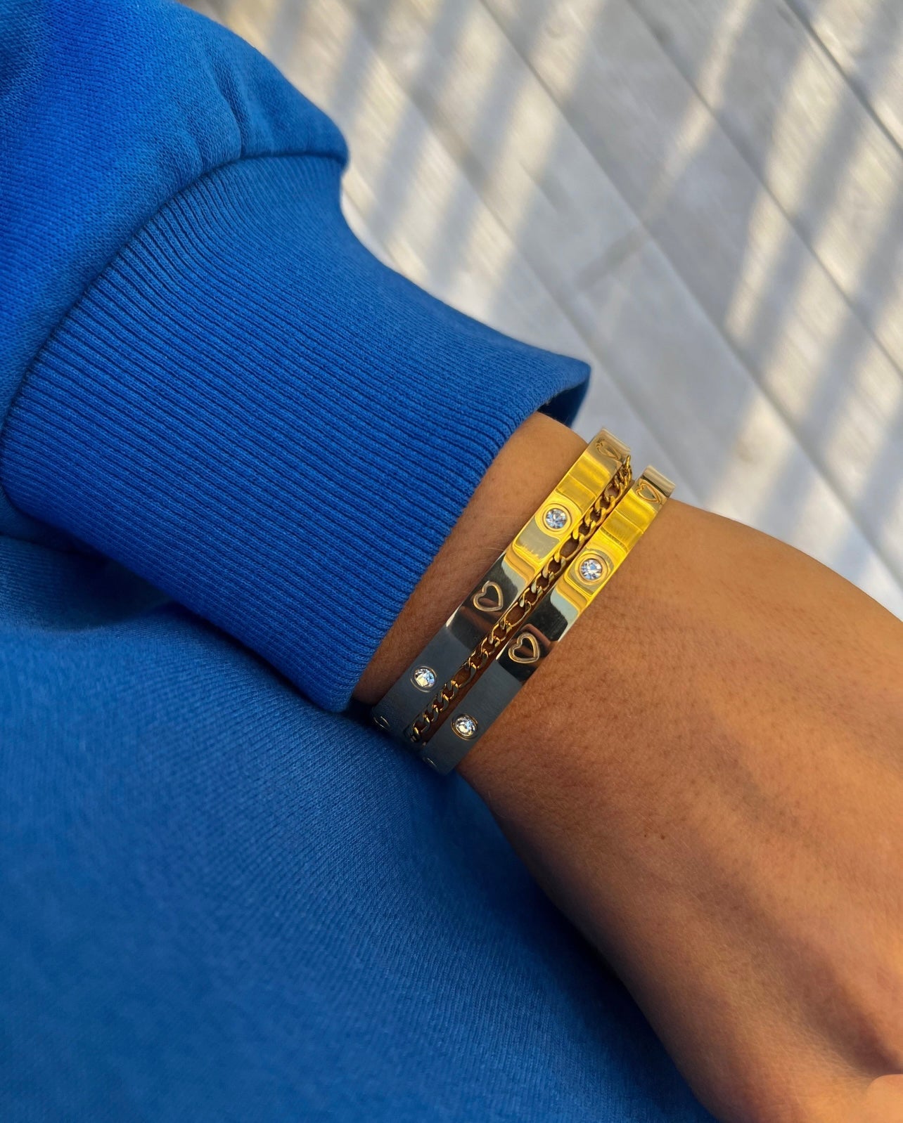 GOLD HEART BANGLE - Southern Divas Boutique